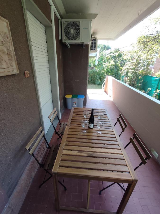 Apartment House Garden, 300m Dal Mare, Wifi, Bici, Giardino Privato, Clima Marina di Massa