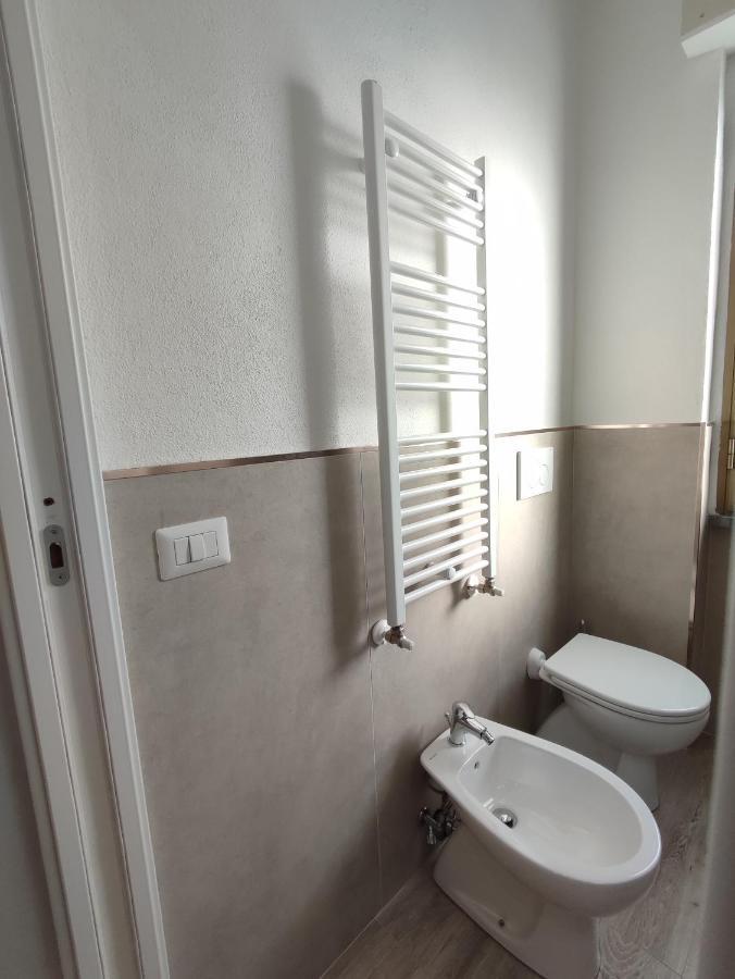 Apartment House Garden, 300m Dal Mare, Wifi, Bici, Giardino Privato, Clima Marina di Massa